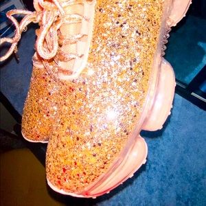 La sheelah sparkle shoes